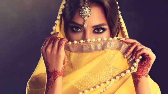 Quels accessoires de mode avec votre sari ?