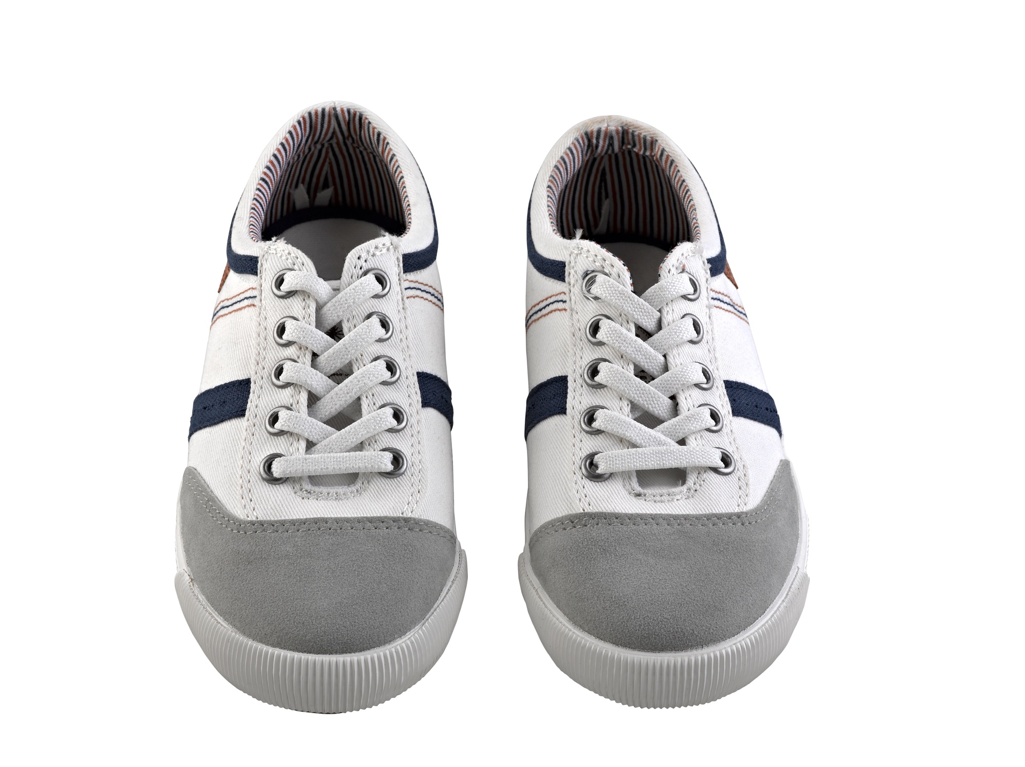 A pair of regular sneakers
